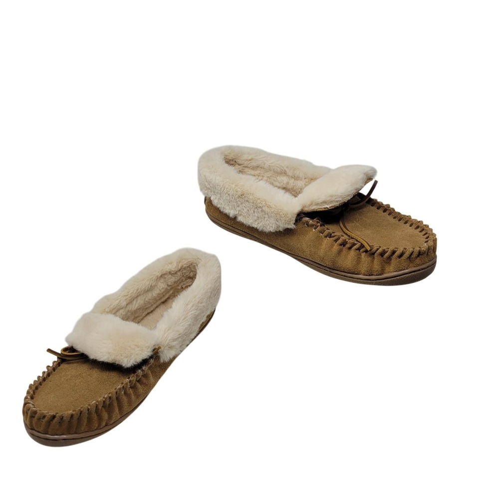 Minnetonka Womens Tan Suede Moccasin Slippers Sherpa Faux Fur Lining Sz 9